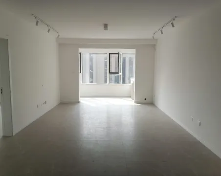 空港澜庭美地B区3室2厅2卫精装