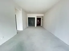 经开区|公交南耀府3室2厅2卫出售