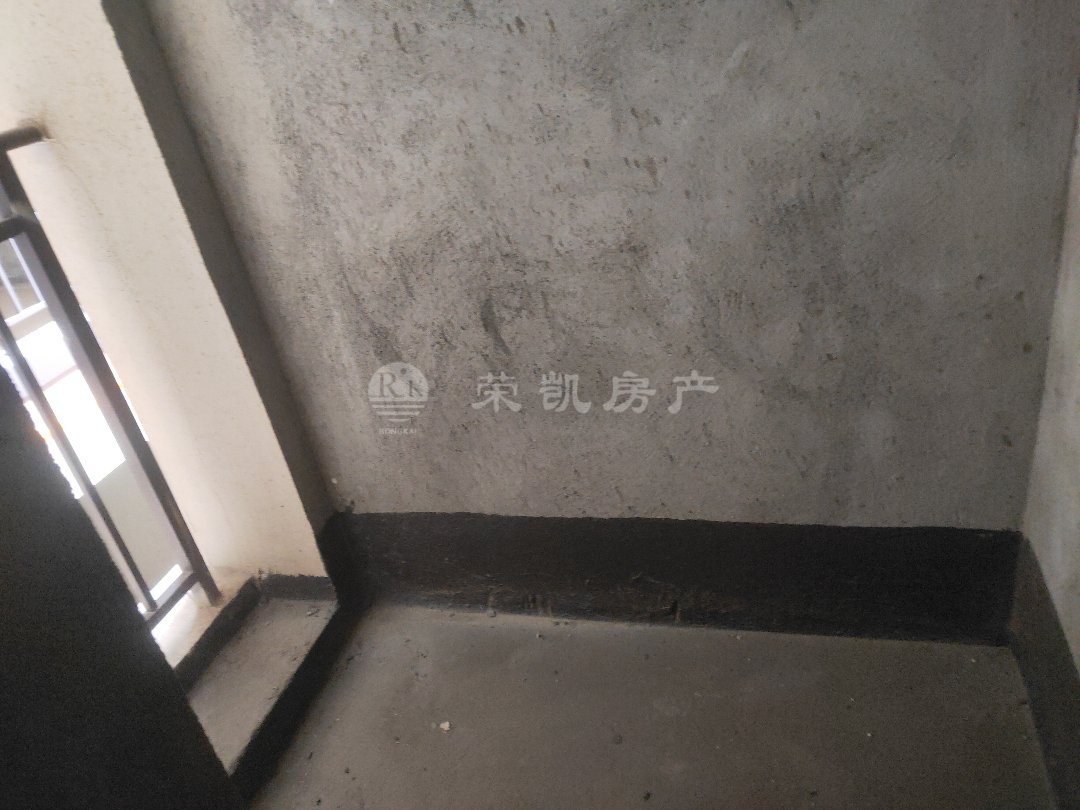 雍都翡翠城,城东高品质电梯套三出售9