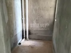 新建区|金麒麟世家半山半城2室2厅1卫出售