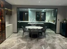 浑江区|丽水花都4室2厅2卫出售
