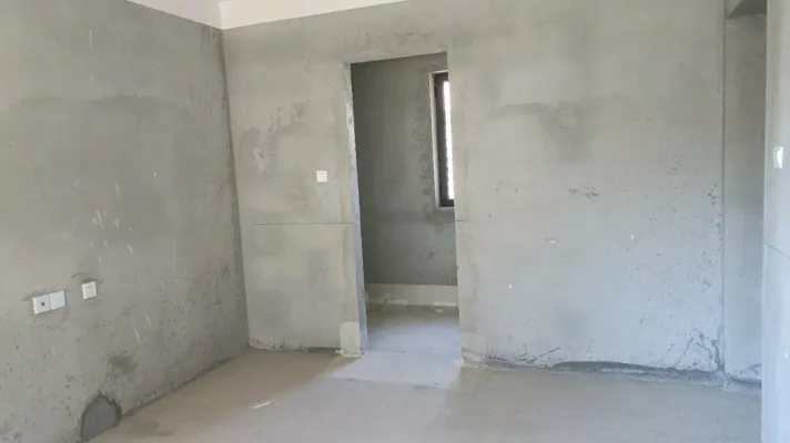 景岳公寓4室2厅2卫南北通透户型方正采光全天
