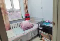 政府后面小二楼  占地130平  主房78平米 凉房20平米2