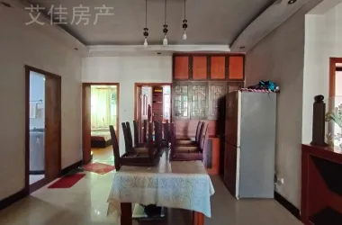 莲花小区出售房源