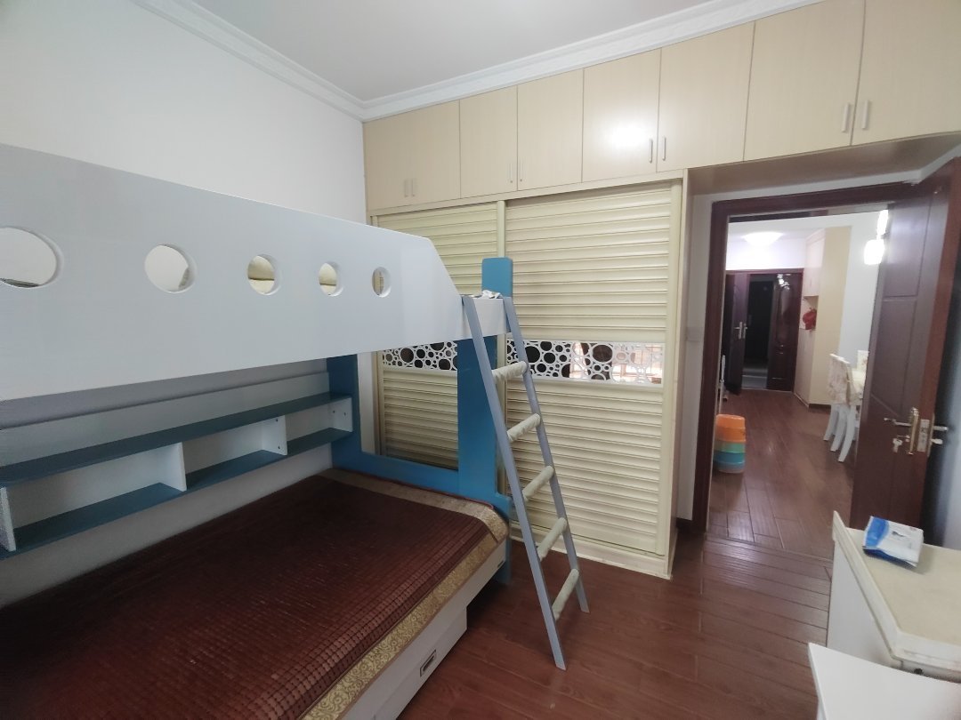 学都瑞景,东坝广中后大门处精装两室带大阳台6