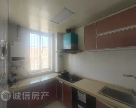 七十二处西苑小区2室2厅1卫精装