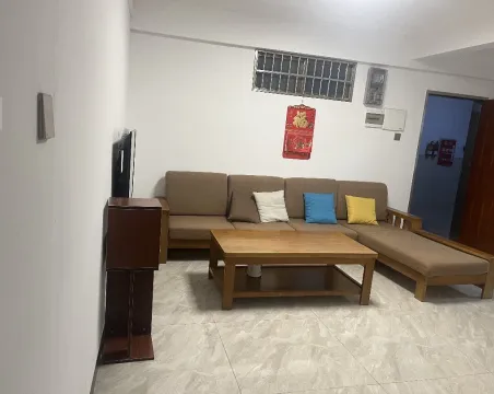 钻石花园2室1厅1卫朝东南精装