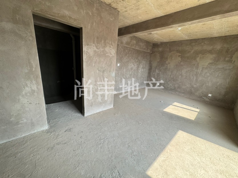 麒麟区城中毛坯6室2厅2卫二手房出售11