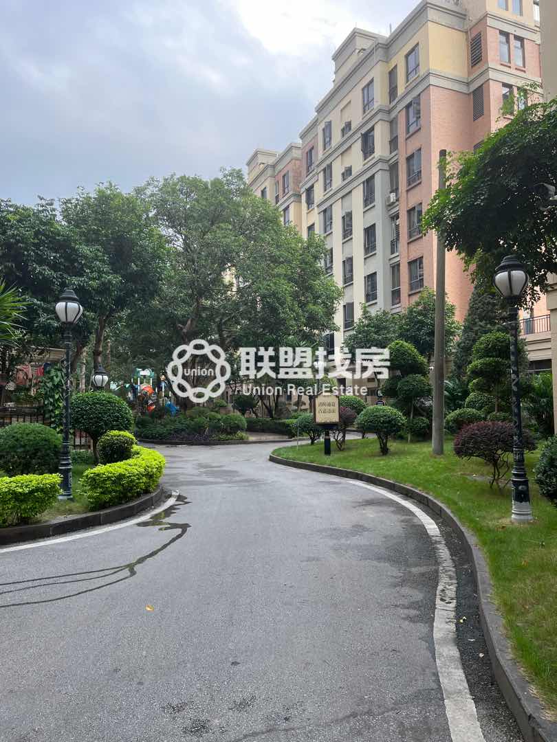 御林皇府,御林皇府3房带大露台，保养新，有钥匙随时看房14