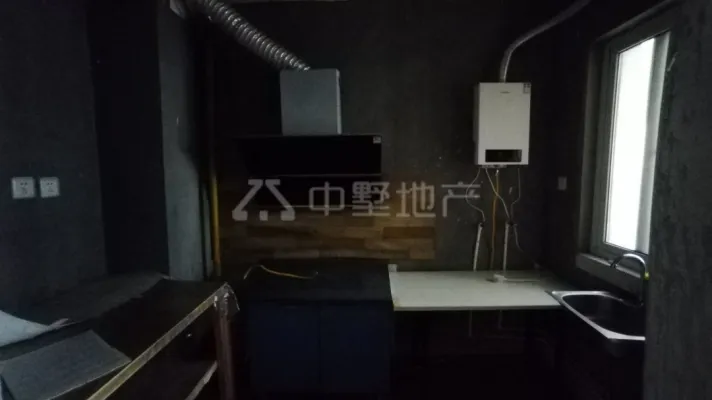 万茂华府110㎡3室2厅1卫1阳台多条公交经过