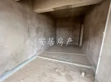 泸西县|锦辉逸城4室2厅2卫出售