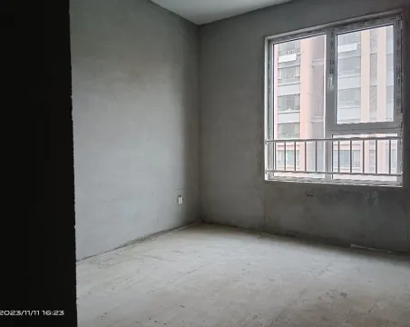 长丰小区3室2厅2卫毛坯