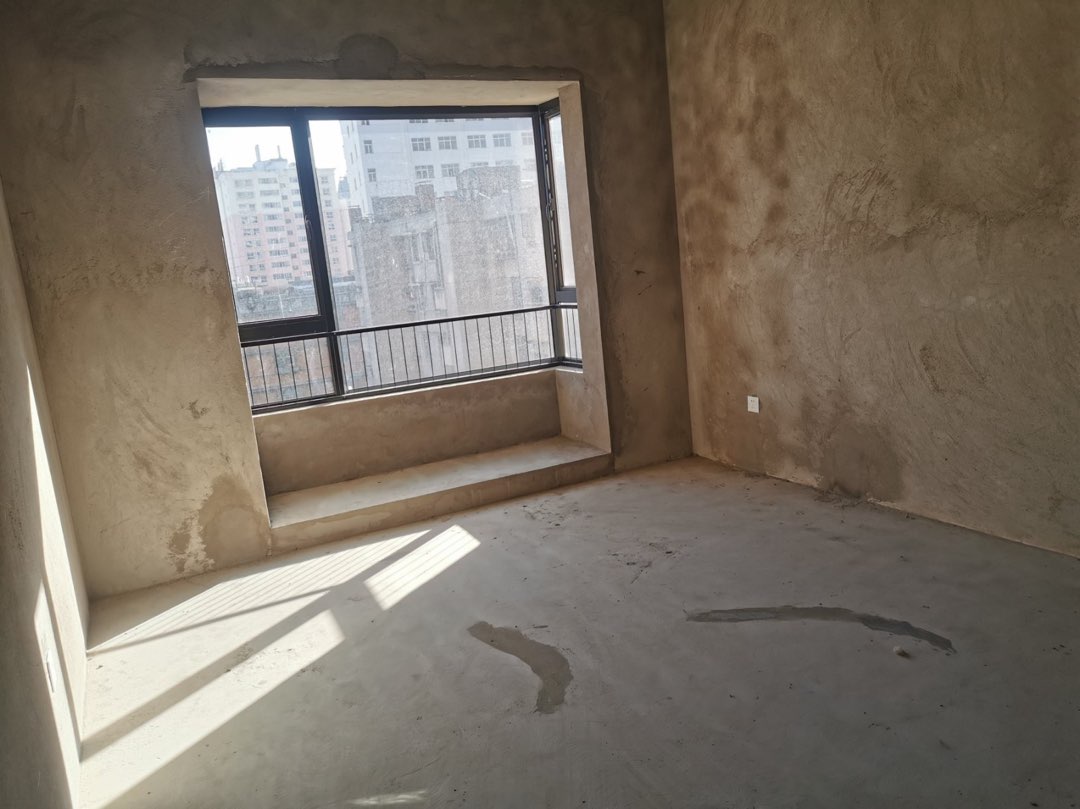麒麟区城中毛坯3室2厅2卫二手房出售4