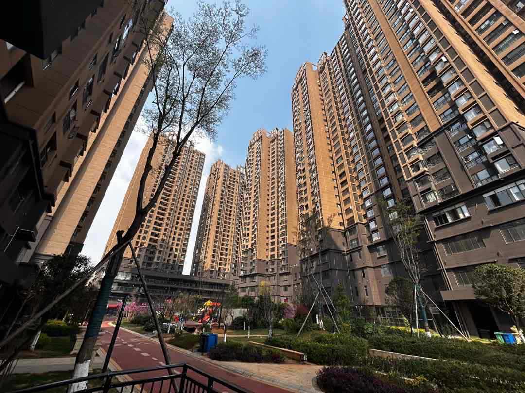 麒麟区城中毛坯4室2厅2卫二手房出售12