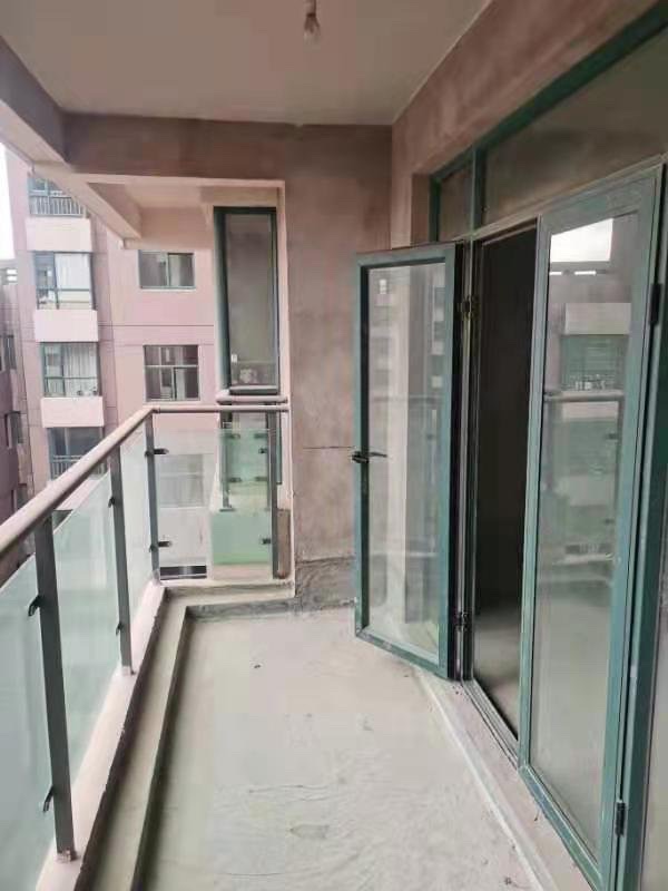 麒麟区城中毛坯4室2厅2卫二手房出售7