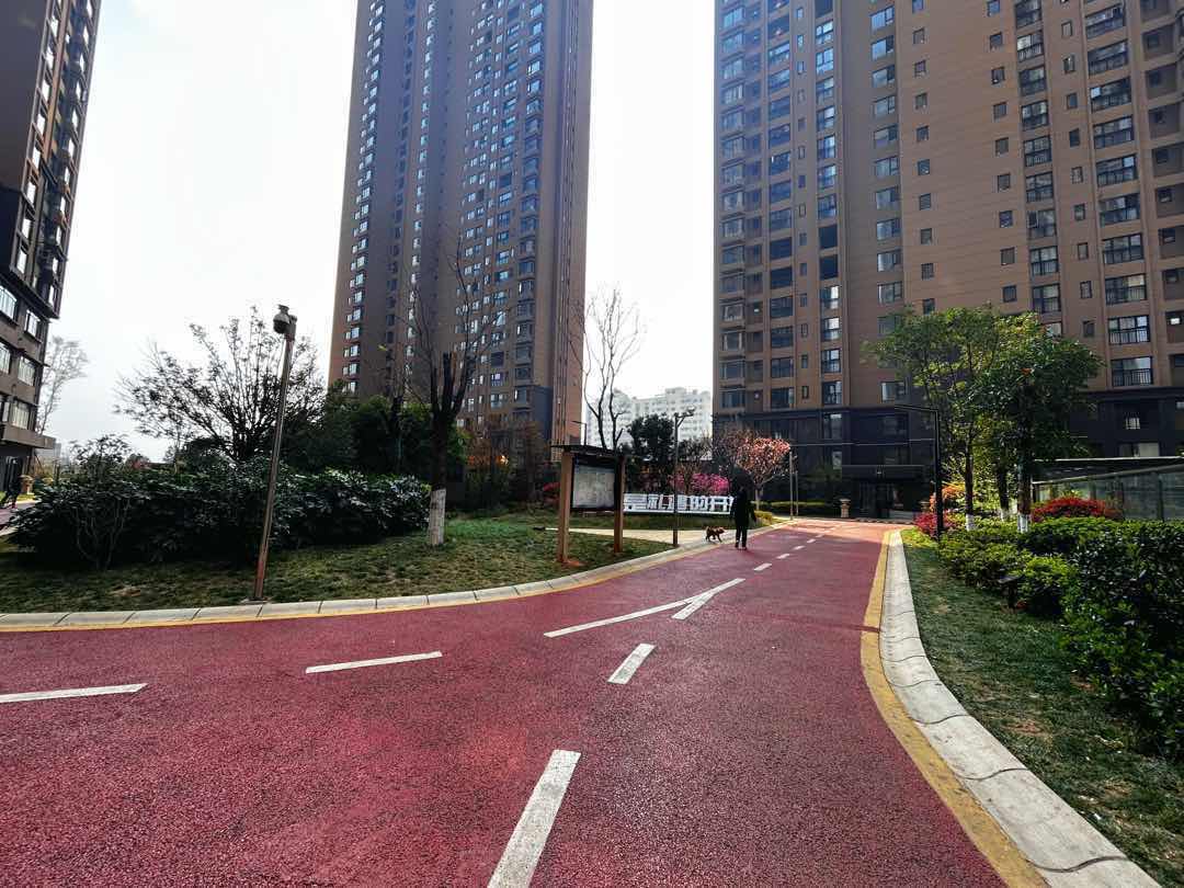 麒麟区城中毛坯4室2厅2卫二手房出售13
