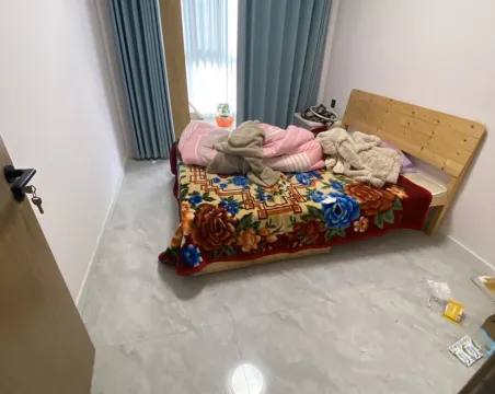 昌建峰璟3室2厅1卫精装