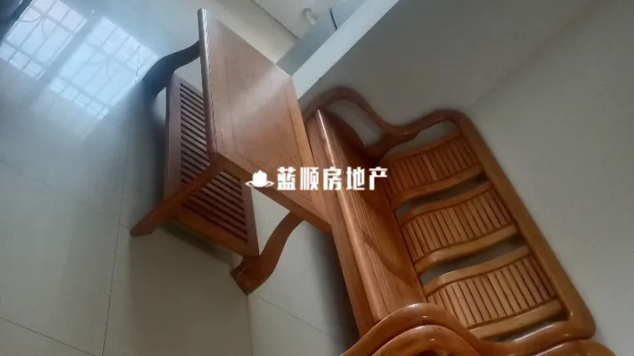 【龙景苑】经典两室一厅一卫，拎包即可入住！