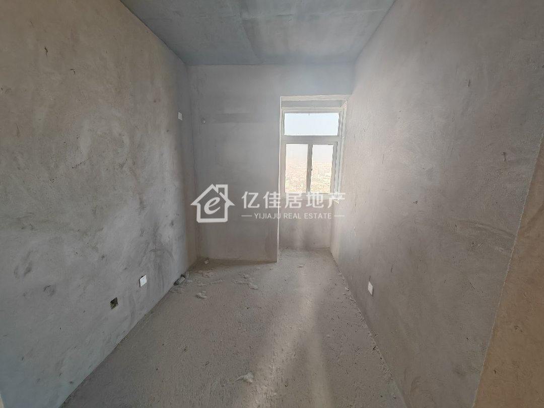 大唐滟澜山,滟澜山好房出售！毛坯边户！三居室！价格可议！3