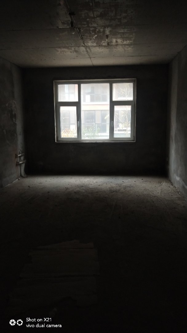 岳庄新村北区,这是一楼等于二楼，合同可以更名，看房有钥匙，有事找房源人，2