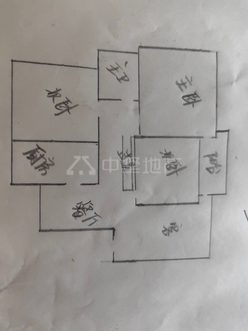 新怡绿洲,房东精装花25万，硅藻泥墙，步梯，采光好10