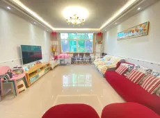 巴州区|区财政局家属院4室2厅2卫出售