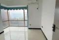 体育馆旁大型小区中层精装4房5