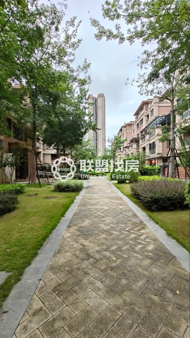 贵港恒大城,基本没住过，恒大城125平三房两厅两卫15