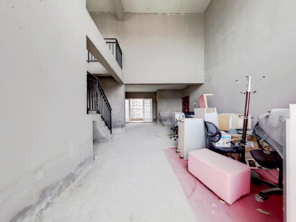 双层空间,小复式动静分离,仅售340万元-广州保利城花园二手房价