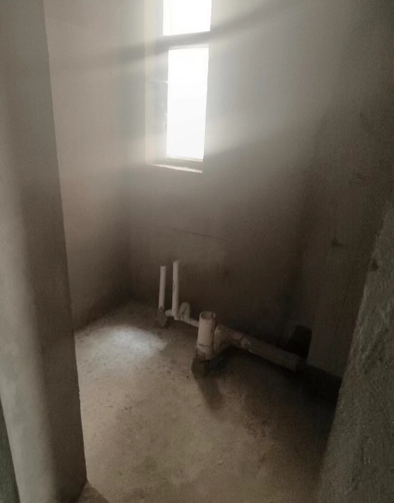 麒麟区北片区毛坯3室2厅1卫二手房出售9