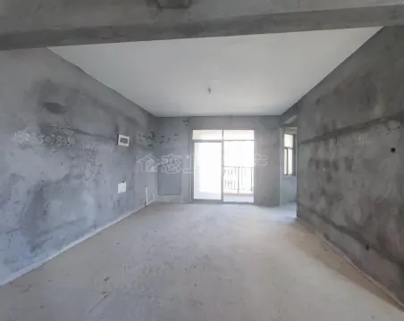世和御景3室2厅2卫朝南北毛坯