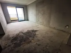 源汇区|绿地城一期3室2厅1卫出售
