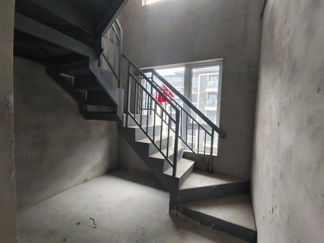阳光壹号院,城北纯洋房顶跃三个露台南北通透房东急售8