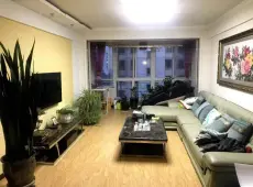 陇西县|广场丽苑3室2厅1卫出售