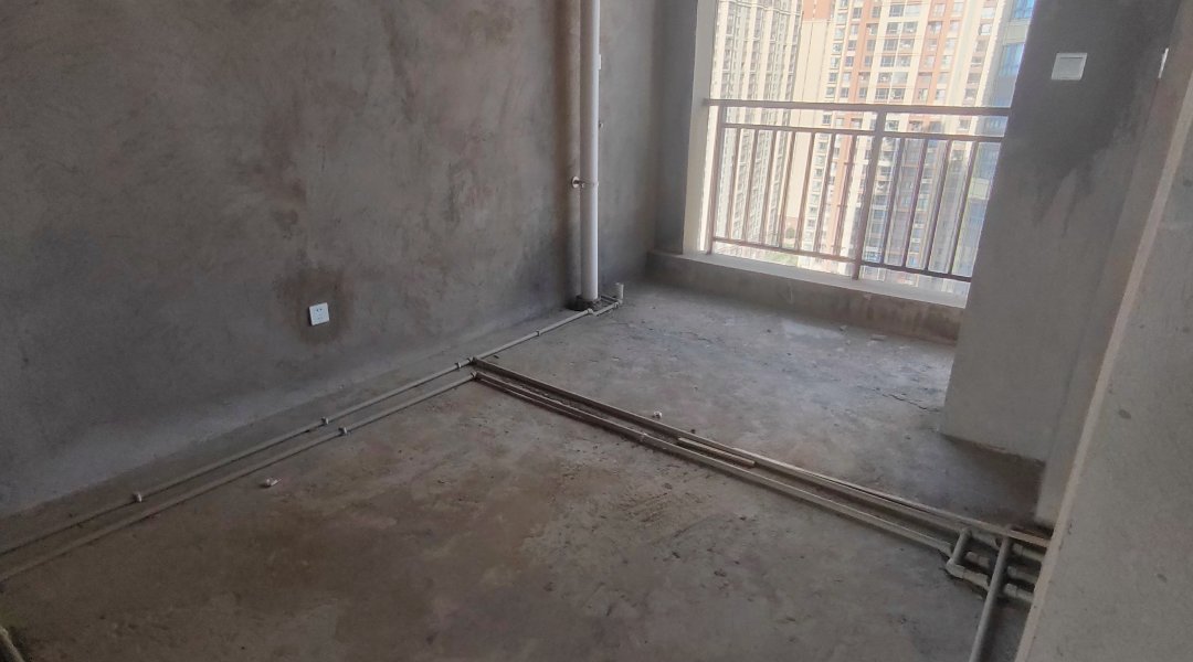 麒麟区南片区毛坯3室2厅2卫二手房出售2