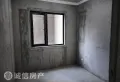 房主诚心出售，1楼前后带大院。3