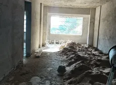 高州市|中心城附近4室2厅2卫出售