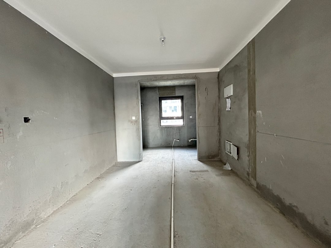 昌建璟上,昌建璟上，大型社区，阳光充足，毛坯，居家选择8