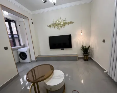 建东小区3室1厅1卫精装