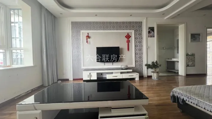 骨科医院附近2室2厅可拎包入住的中层电梯房诚心出售