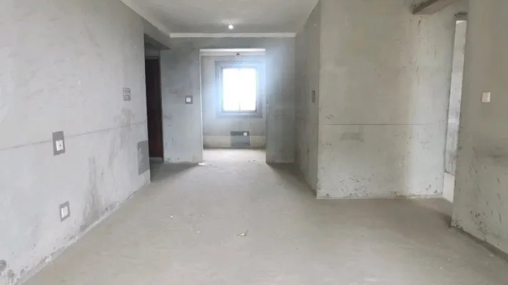 21370出售：吾悦广场2期5楼 4室2卫i i
