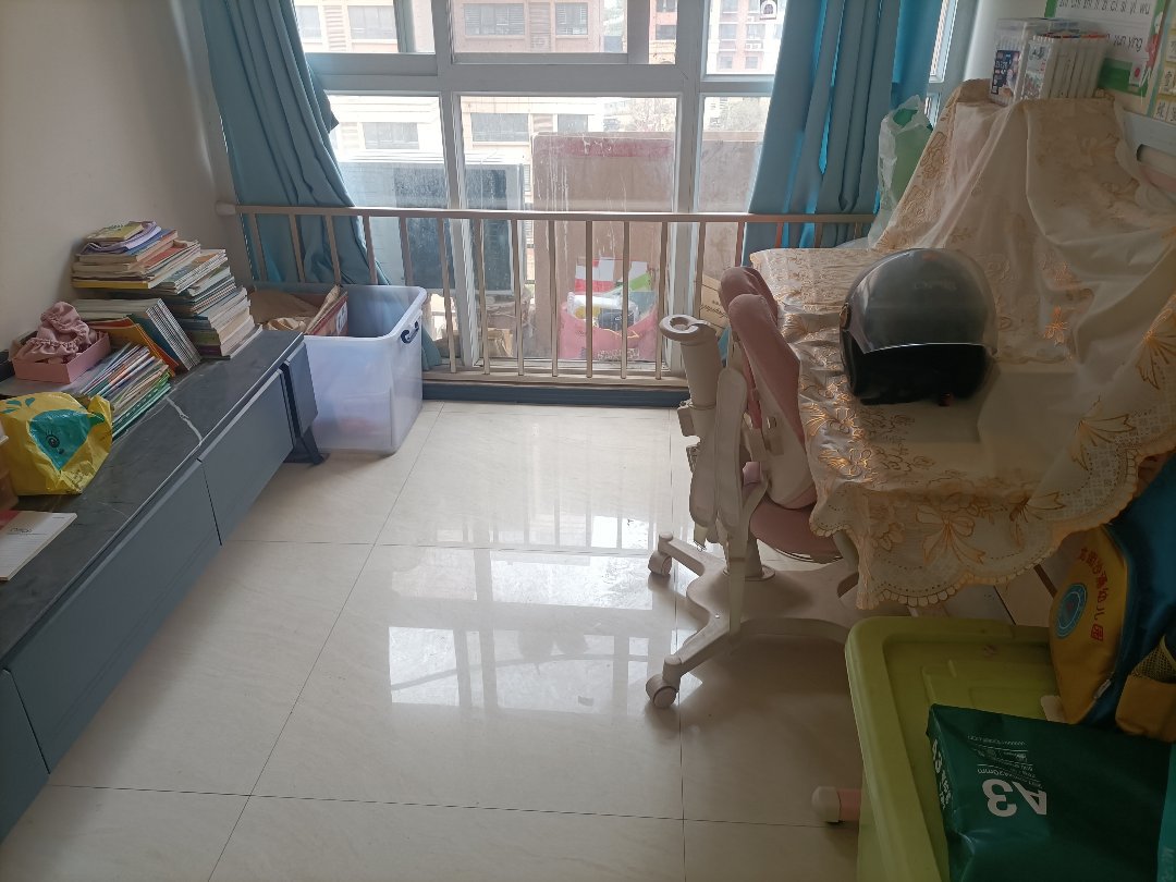 湾景国际,湾景国际精装三房未入住带家具家电价位可谈9