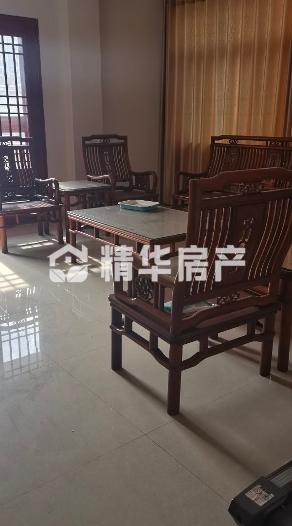 绿源小区,别墅  带前庭后院  带地下车库7