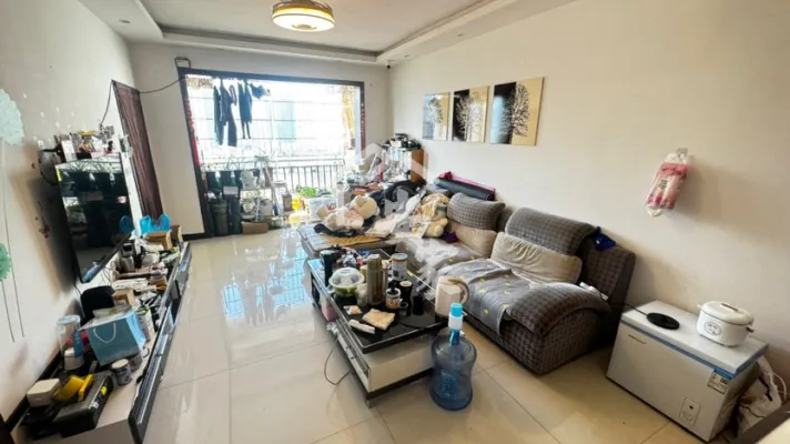周边配套齐全  政府旁边捡漏价