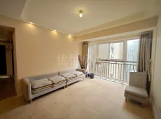 龙泉驿|华府幸福城二期4室2厅1卫出售