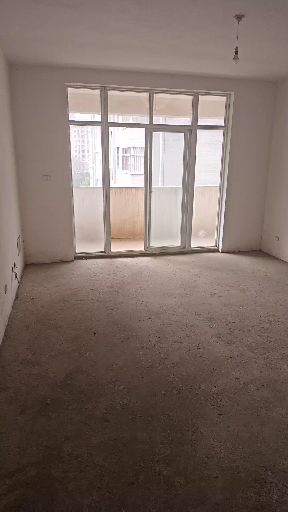 麒麟区东片区毛坯3室2厅2卫二手房出售1