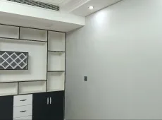 岚皋县|秦源大厦3室1厅1卫出售