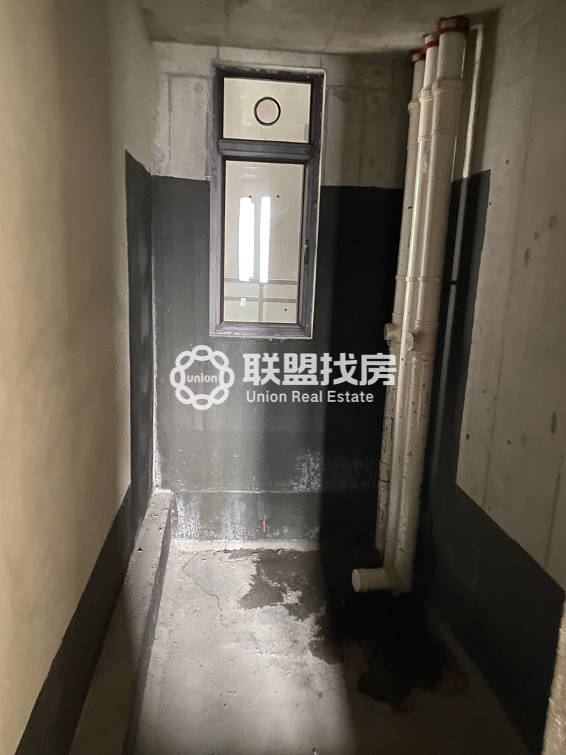 阳光城文澜府,体育场附近，阳光城文澜三房8