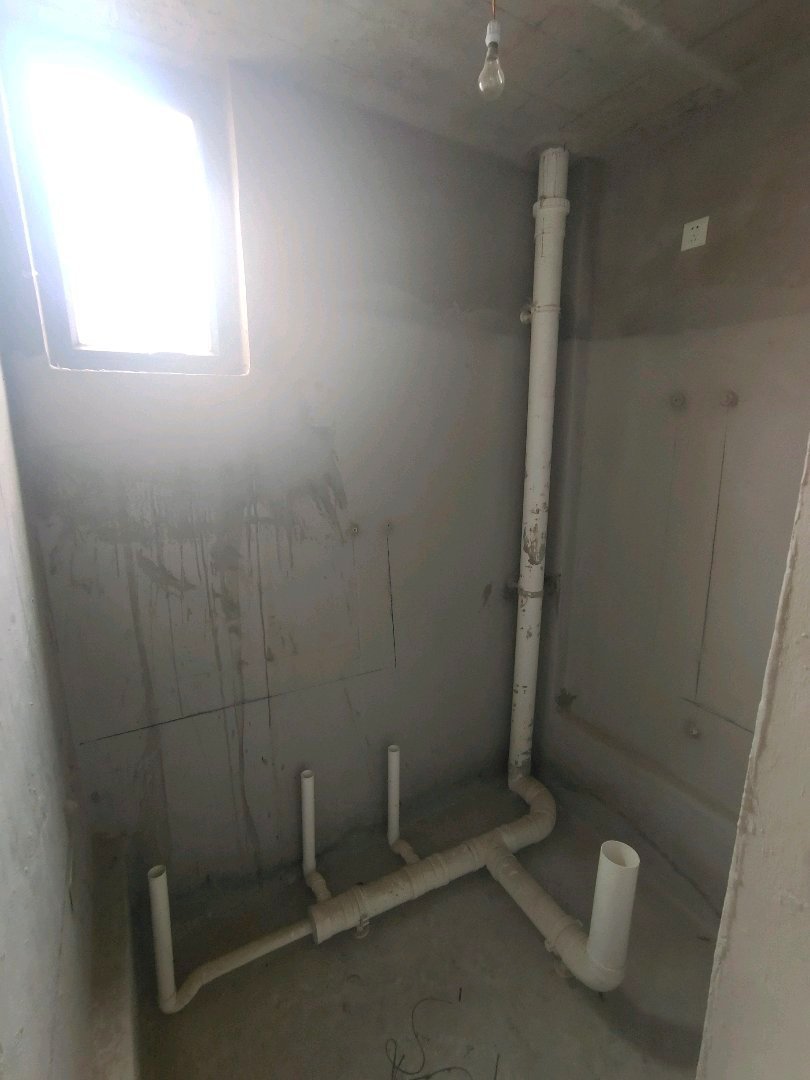 麒麟区东片区毛坯4室2厅2卫二手房出售12