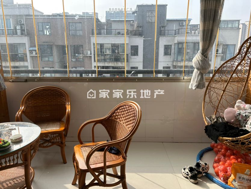 月亮湾二区，带个二楼衣冒间房主诚心出售价格可谈-月亮湾二期A区二手房价